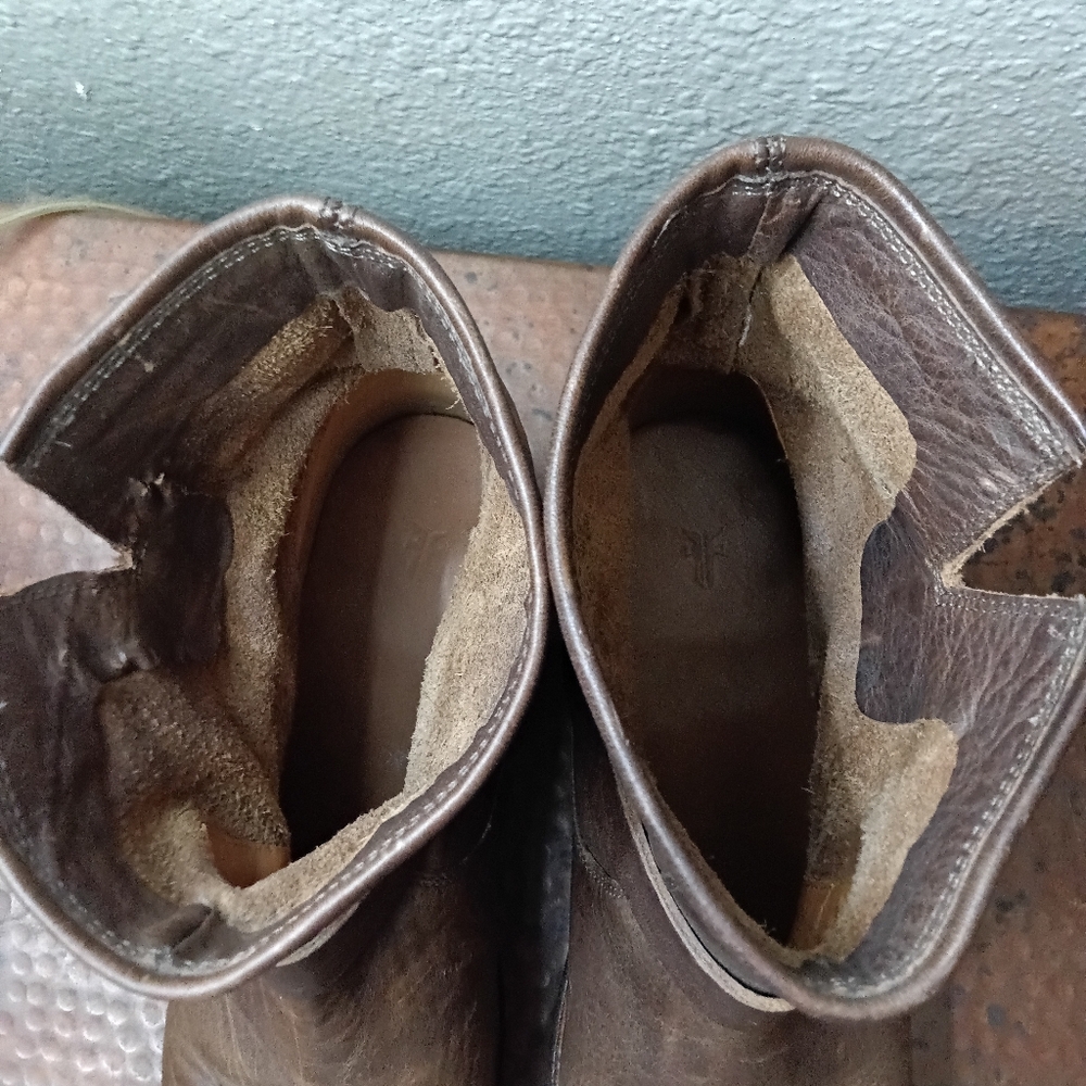 Frye Sz. 7.5M Brown Veronica Flex Bootie (fits like 7M) - Picture 10 of 16
